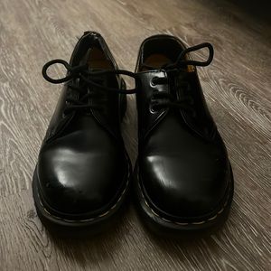 Black Doc Marten Oxfords! Size UK 4, US 6 1/2